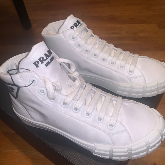Prada Sneakers - Picture 4 of 8